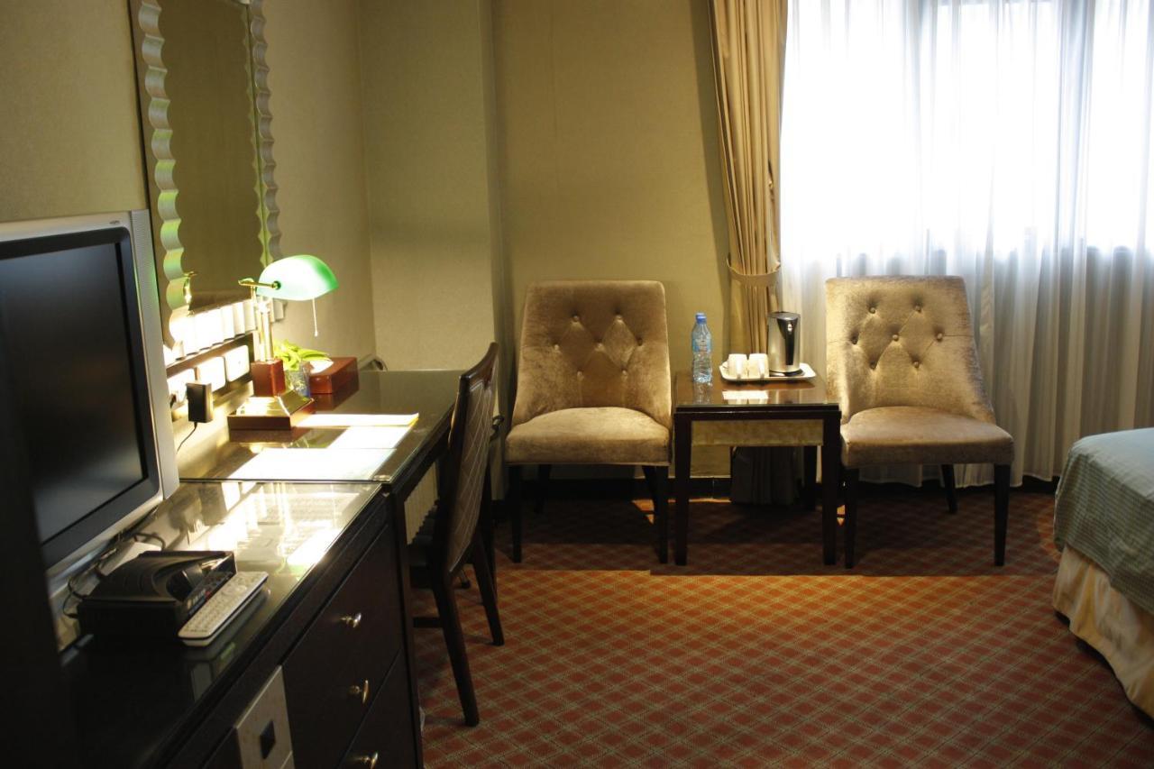 Astar Hotel Tajpej Kültér fotó