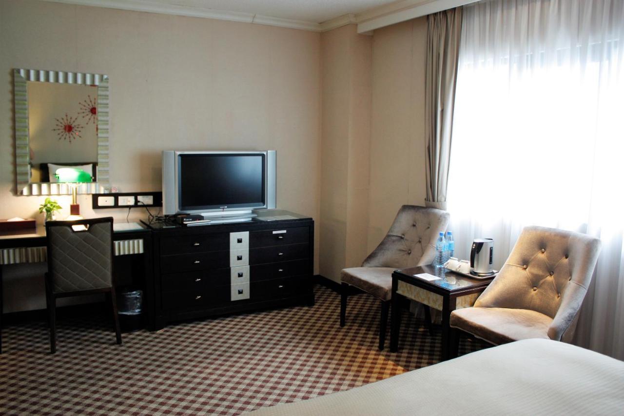 Astar Hotel Tajpej Kültér fotó